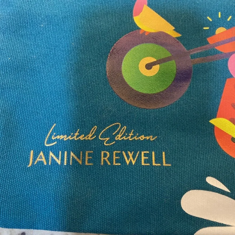 Kiehl's Limited Edition Designer Tote Bag Shoulder‎ Janine Rewell skeleton dog